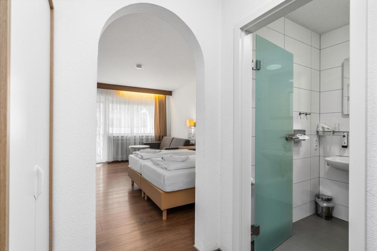 Hotel Adler Friedrichshafen Exterior photo