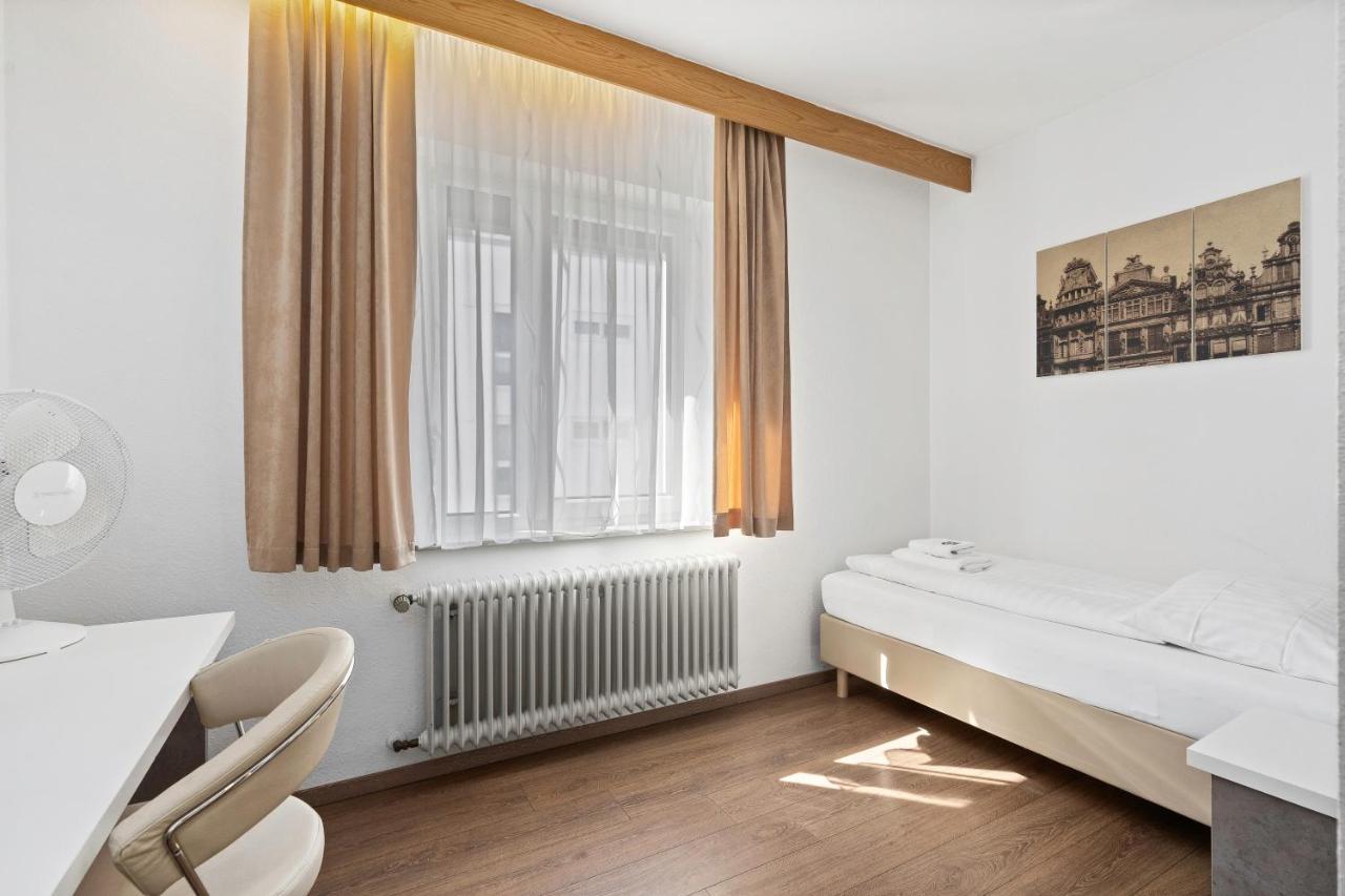 Hotel Adler Friedrichshafen Exterior photo